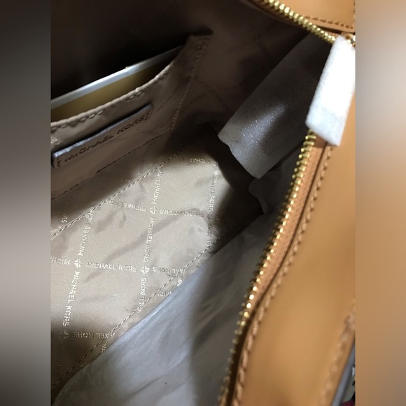 Retail $348- NWT Michael Kors- Jet Set Small Two-Tone Logo Crossbody Bag - Picture 11 of 11